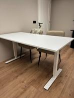 verstelbare tafel ikea, Huis en Inrichting, Bureaus, Ophalen, In hoogte verstelbaar, Zo goed als nieuw