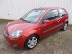 Ford Fiesta 1.3-8V Futura 3drs ( APK 02-02-2025 ) (bj 2006), 1299 cc, Stof, Gebruikt, Zwart