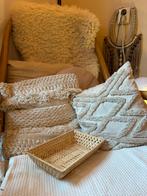 Gevlochten rotan mandje - rechthoekig model uit Bali, Huis en Inrichting, Woonaccessoires | Schalen en Manden, Ophalen of Verzenden