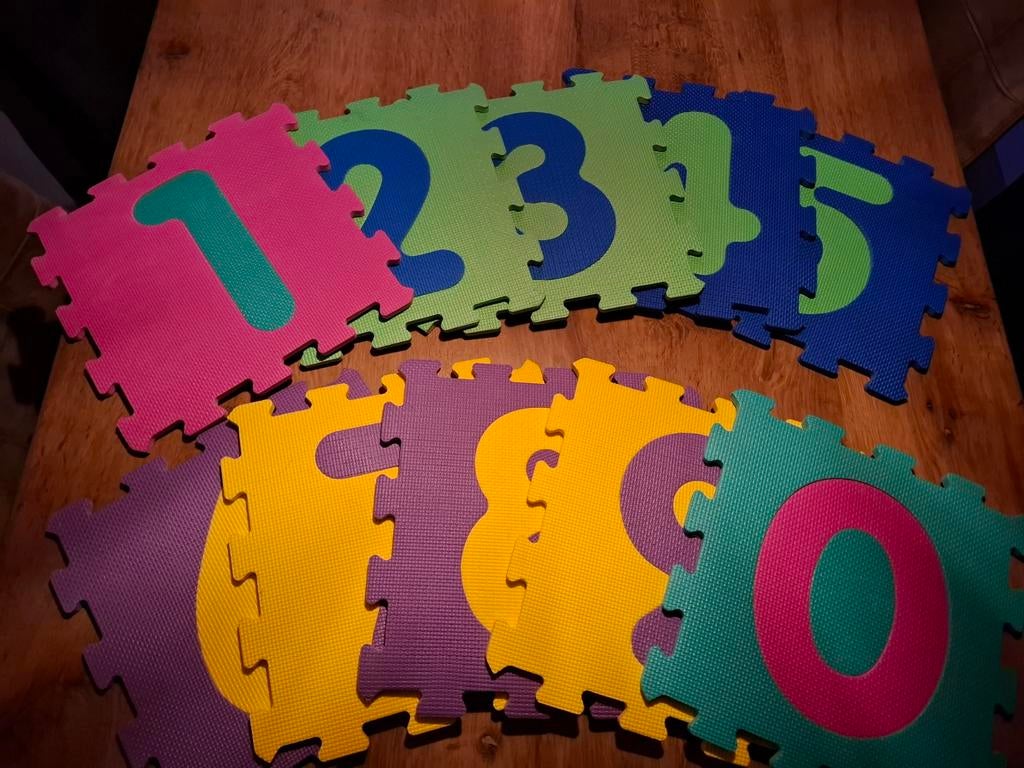Puzzelmat / speelmat cijfers, Ophalen of Verzenden, Zo goed als nieuw