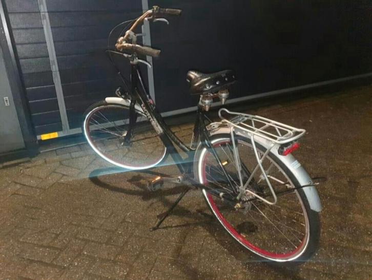 Neat Montego women's bicycle with 3 gears, Fietsen en Brommers, Fietsen | Dames | Damesfietsen, Zo goed als nieuw, Overige merken