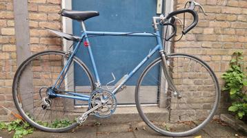 Prachtige Motobecane vintage racefiets beschikbaar voor biedingen