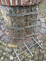 Oude gesmede raamhekwerken / hekwerk, Tuin en Terras, Ophalen, Gebruikt, IJzer, Sierhekwerk