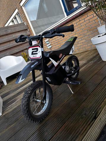 Razor Unisex Youth MX125 Electric Dirt Bike, zwart, beschikbaar voor biedingen