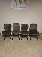 Stoelen - Grijs - €15 per stuk, Huis en Inrichting, Stoelen, Ophalen, Zo goed als nieuw, Grijs, Twee