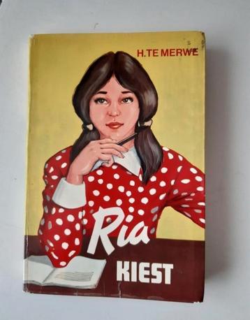 Ria kiest beschikbaar voor biedingen