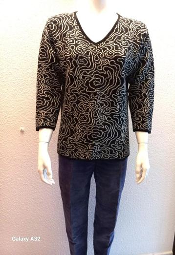 Zwarte trui witte slingers van Collection Gramont, maat M  beschikbaar voor biedingen