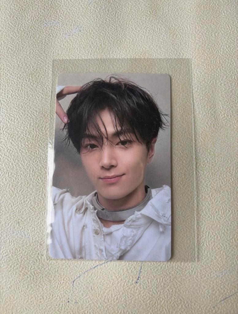 Enhypen jay photocard, Ophalen of Verzenden, Zo goed als nieuw, Foto of Kaart