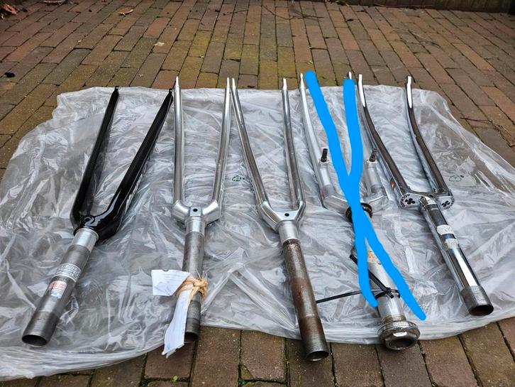 Diverse voorvorken en moser racefiets, Fietsen en Brommers, Fietsonderdelen, Racefiets, Voorvork, Ophalen of Verzenden