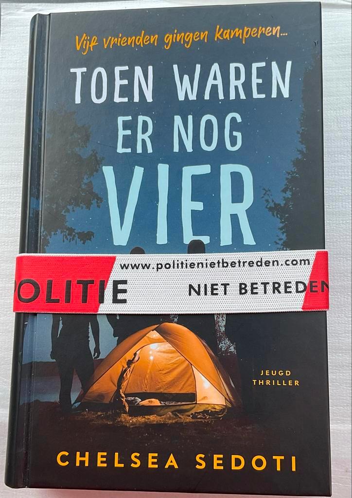 Toen waren er nog vier - Chelsea Sedoti (Jeugdthriller), Boeken, Thrillers, Zo goed als nieuw, Nederland, Ophalen of Verzenden