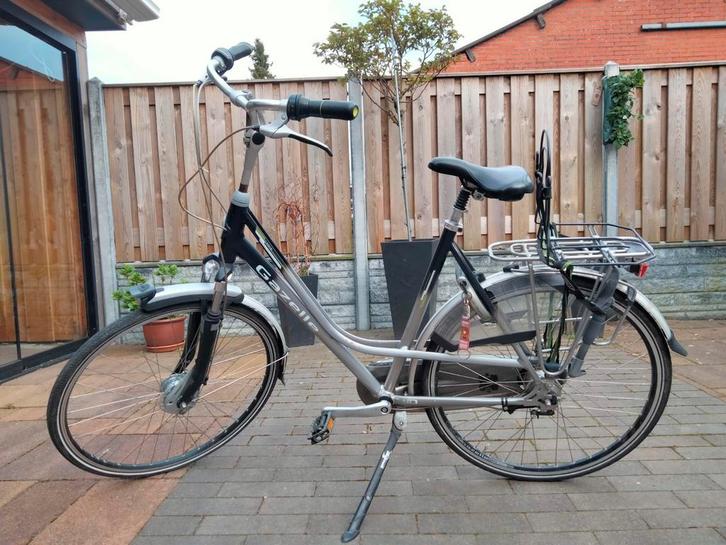 Nette damesfiets Gazelle Cadiz met Monkey Mee, Fietsen en Brommers, Fietsen | Dames | Damesfietsen, Gebruikt, Gazelle, (Extra) lage instap
