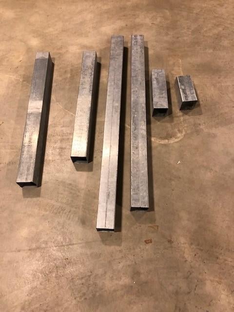 zinken regenpijp vierkant, Doe-het-zelf en Verbouw, Buizen en Afvoer, Ophalen of Verzenden, Zo goed als nieuw, Zink, Minder dan 2 meter