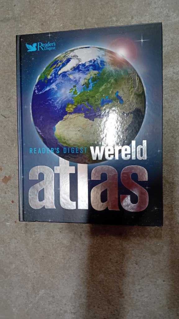 Reader's Digest Wereld atlas, Overige atlassen, Ophalen of Verzenden, Zo goed als nieuw, 1800 tot 2000