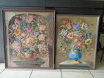2 x Geborduurde schilderijen. Vazen met boeketten bloemen., Ophalen, 50 tot 75 cm, Zo goed als nieuw, Schilderij