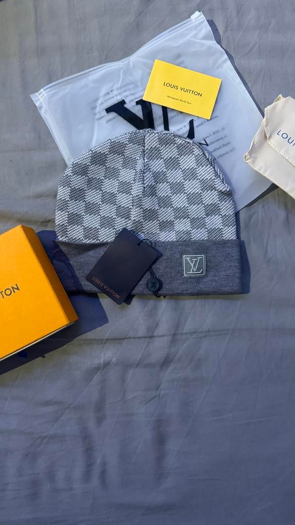 Grijze Louis Vuitton muts, Kleding | Dames, Mutsen, Sjaals en Handschoenen, Ophalen of Verzenden, Nieuw, Muts
