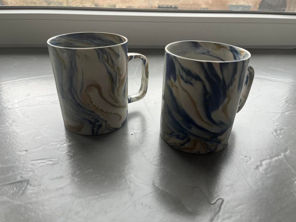 2 mokken marmer glazuur wereldwinkel, Huis en Inrichting, Keuken | Servies, Ophalen of Verzenden, Zo goed als nieuw, Overige stijlen