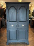 Spaanse vintage kast, uniek zwart brocante servieskast VdlM, Huis en Inrichting, Ophalen, Antieke buffetkast speelgoedkast administratiekast oud kastje