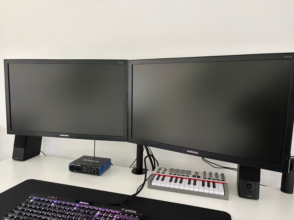 2x Samsung S27E330 monitor (Full HD, 27 inch) + duo arm, Computers en Software, Monitoren, Gebruikt, 60 Hz of minder, HDMI, VGA