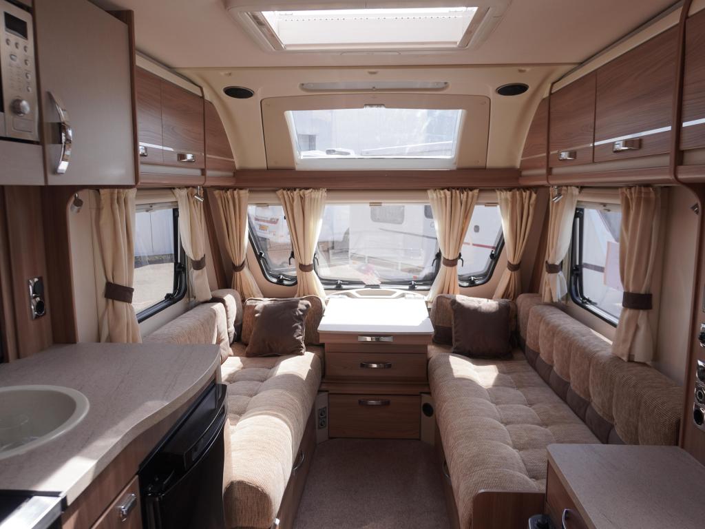 MET MOVER EN VOORTENT, Schokbreker, Tot en met 2, Overige typen, Sprite