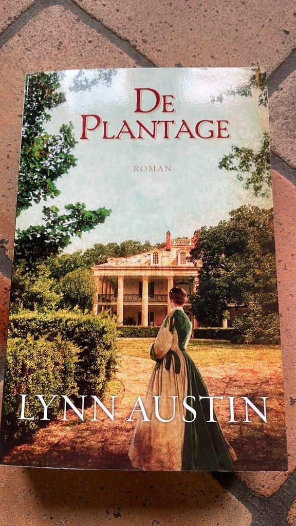 Lynn Austin - De plantage, Boeken, Literatuur, Zo goed als nieuw, Ophalen of Verzenden