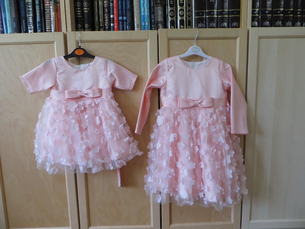 Event dresses for little girls, Kinderen en Baby's, Babykleding | Maat 80, Ophalen, Meisje, Jurkje of Rokje, Zo goed als nieuw