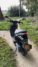 Nette piaggio zip, Ophalen, Zo goed als nieuw, Benzine, Zip