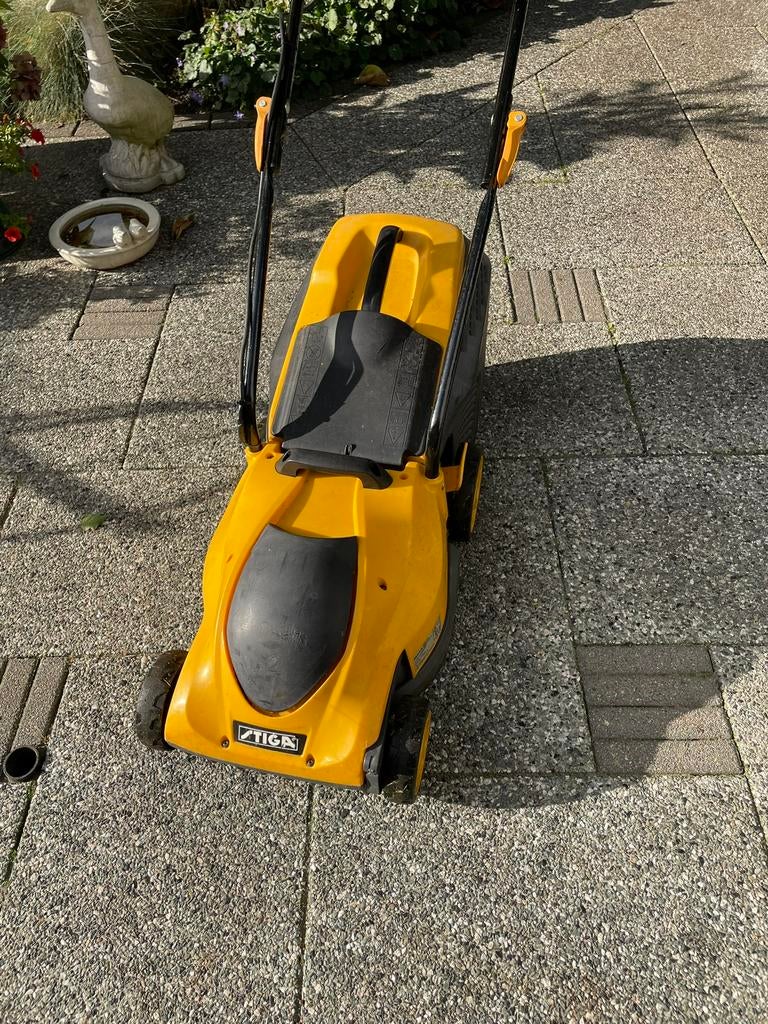 Grasmaaier, Tuin en Terras, Grasmaaiers, Ophalen of Verzenden, Zo goed als nieuw