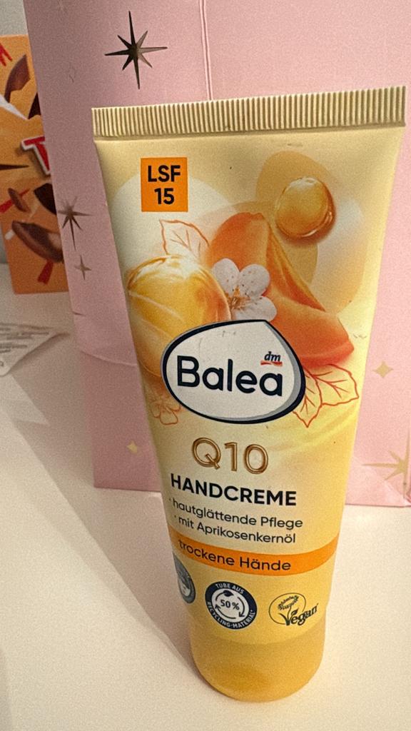 Balea Q10 Handcrème met abrikozenpitolie LSF 15, Ophalen, Nieuw, Bodylotion, Crème of Olie