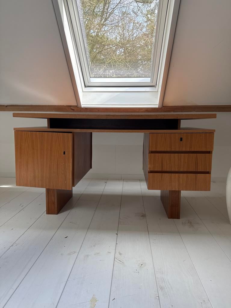 Vintage houten  bureau met lades en kastje, Huis en Inrichting, Bureaus, Ophalen, Gebruikt, Bruin, Overige merken