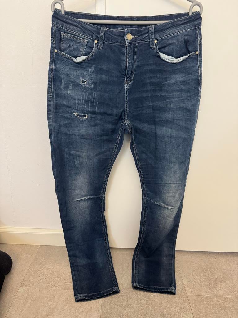 Blue Daze Jeans - Donkerblauwe spijkerbroek met lichte slijt, Ophalen of Verzenden, Gedragen, Blauw, Overige jeansmaten