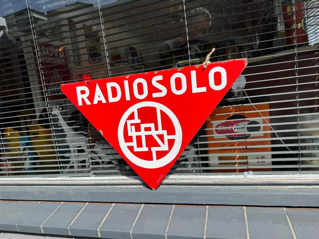 Vintage Radiosolo Emaille Reclamebord - Rood Driehoek, Antiek en Kunst, Curiosa en Brocante, Ophalen