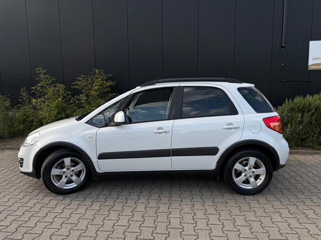 Suzuki SX4 1.6 Exclusive, Auto's, Suzuki, Euro 5, 15 km/l, Gebruikt, 4 cilinders