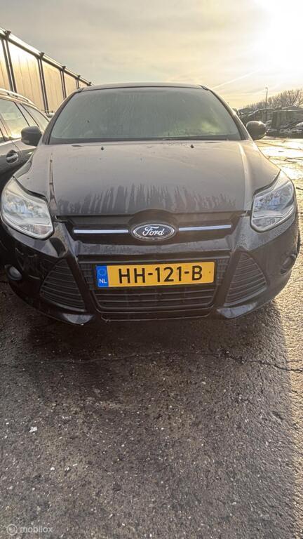 Voorbumper zwart Ford Focus III ('11-'18), Ophalen, Gebruikt, Ford, Voor