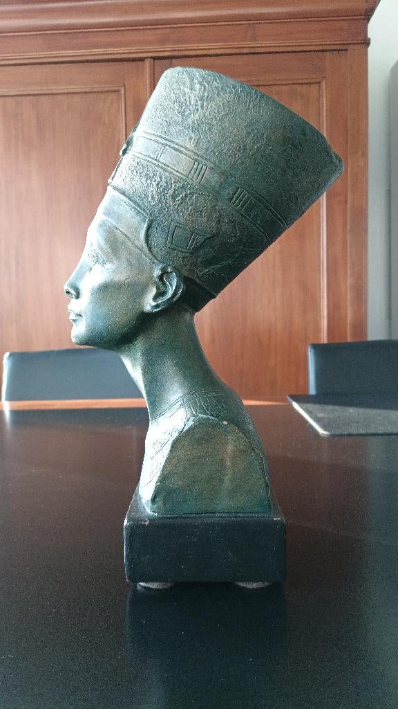 Borstbeeld koningin Nefertiti, Leiden 1935, Antiek en Kunst, Kunst | Beelden en Houtsnijwerken, Minder dan 20 cm, Buste, Ophalen of Verzenden