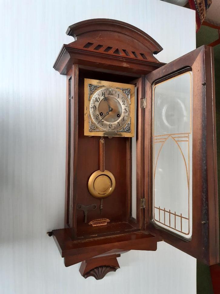 Antieke klok - opwindbaar met slinger, Antiek en Kunst, Antiek | Klokken, Ophalen of Verzenden