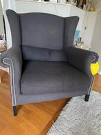 Donkergrijze Loveseat Stoel, Ophalen, Gebruikt, Eén, Stof