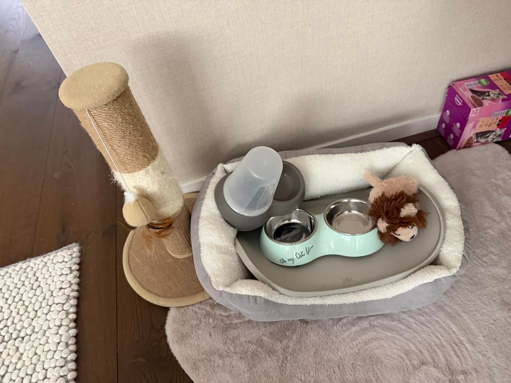 Accesoires katten, in zeer goede staat, Dieren en Toebehoren, Katten-accessoires, Ophalen of Verzenden, Zo goed als nieuw