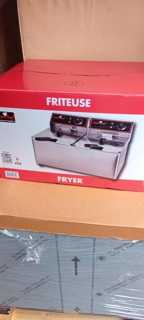 Caterchef duo friteuse model 688.208, Witgoed en Apparatuur, Frituurpannen, Nieuw, 4 liter of meer, Duo-friteuse, Uitneembare binnenpan