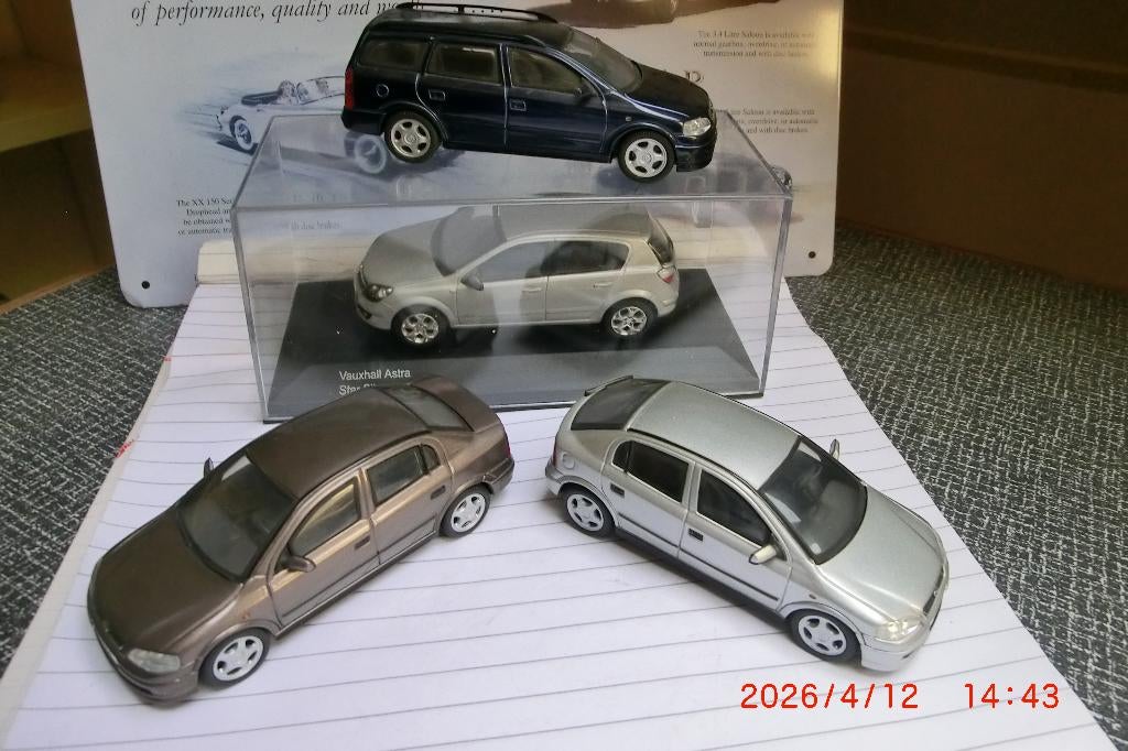 4x Opel/Vauxhall Astra 1:43, Ophalen of Verzenden, Zo goed als nieuw, Auto, Schuco