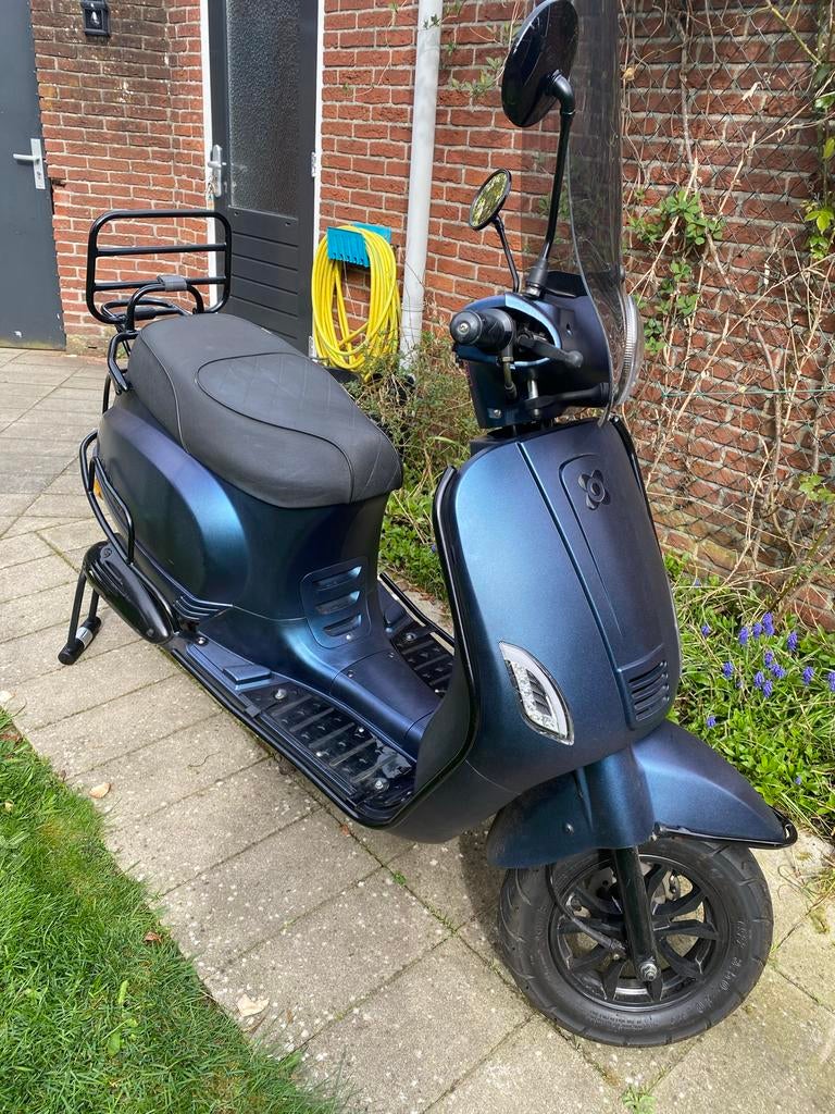 AGM Scooter - (augustus 2020) slechts 5295 km!, Fietsen en Brommers, Snorfietsen en Snorscooters, Ophalen, Gebruikt, Benzine, Overige merken