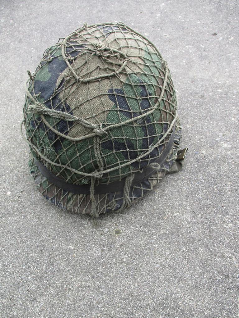 Binnen en buiten helm, Verzamelen, Verzenden, Landmacht, Nederland, Helm of Baret