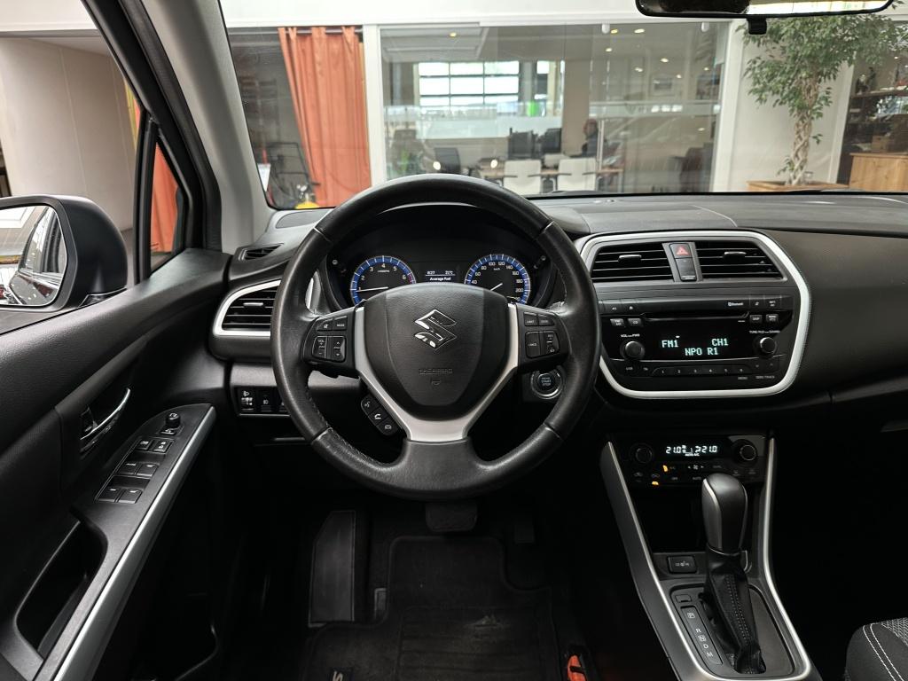 Suzuki S-Cross 1.6 Exclusive [ TREKHAAK I STOELVERWARMING I, Auto's, Suzuki, 12 maanden, Stof, Gebruikt, 4 cilinders