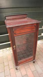 Antieke grammofoon kast platenspeler vitrine geslepen glas, Gebruikt, Glas, Minder dan 100 cm, 25 tot 50 cm