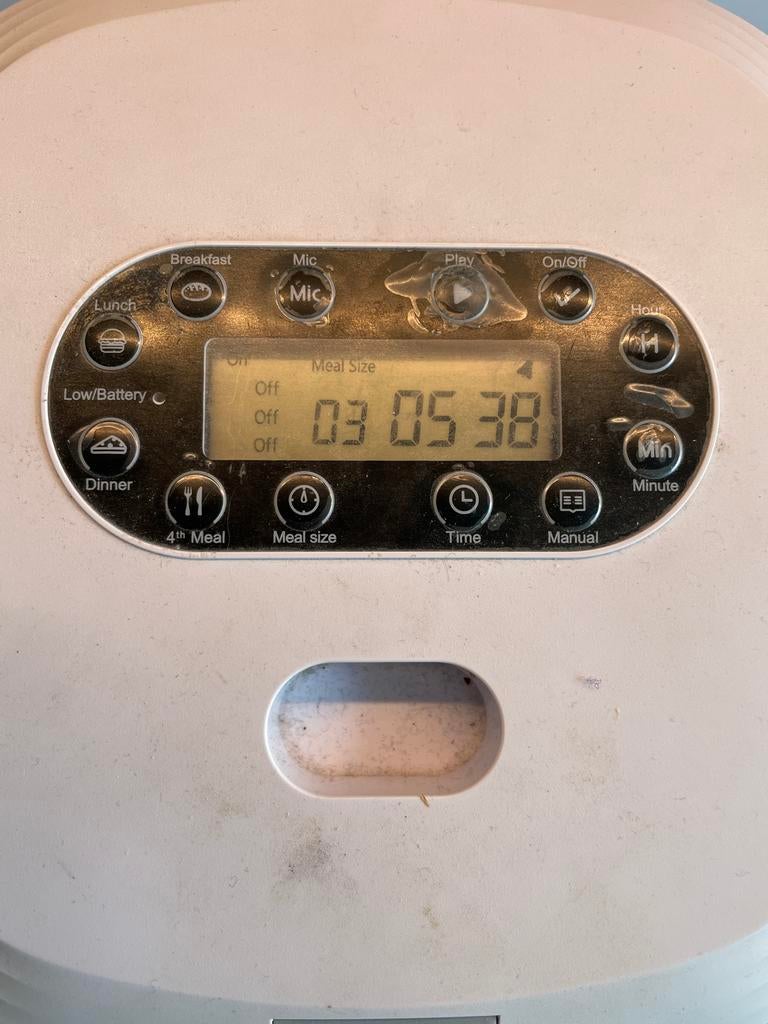 Electronische voerbak voerautomaat hond kat, Dieren en Toebehoren, Ophalen of Verzenden, Zo goed als nieuw