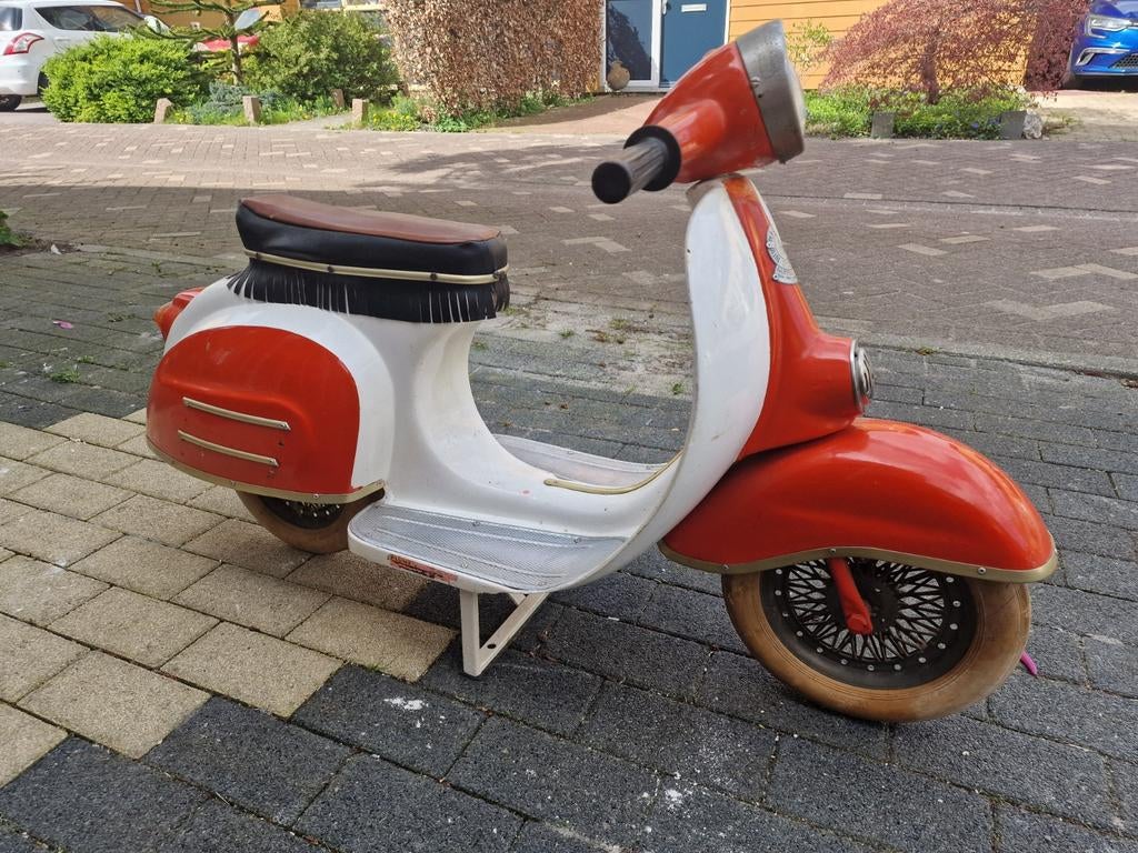 Scooter van draaimolen, Ophalen, Gebruikt