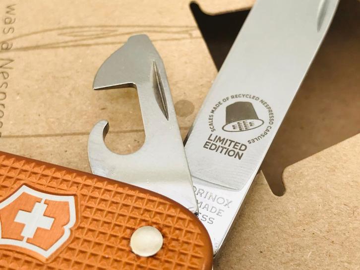 Victorinox Pioneer NESPRESSO LIVANTO Burnt Orange 2017, Caravans en Kamperen, Kampeergereedschap, Nieuw, Ophalen of Verzenden