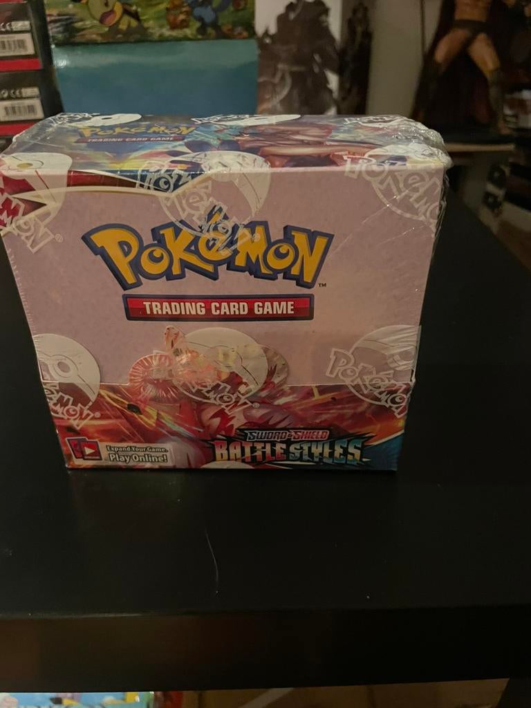 Pokemon battle styles booster box, Ophalen of Verzenden, Zo goed als nieuw, Boosterbox
