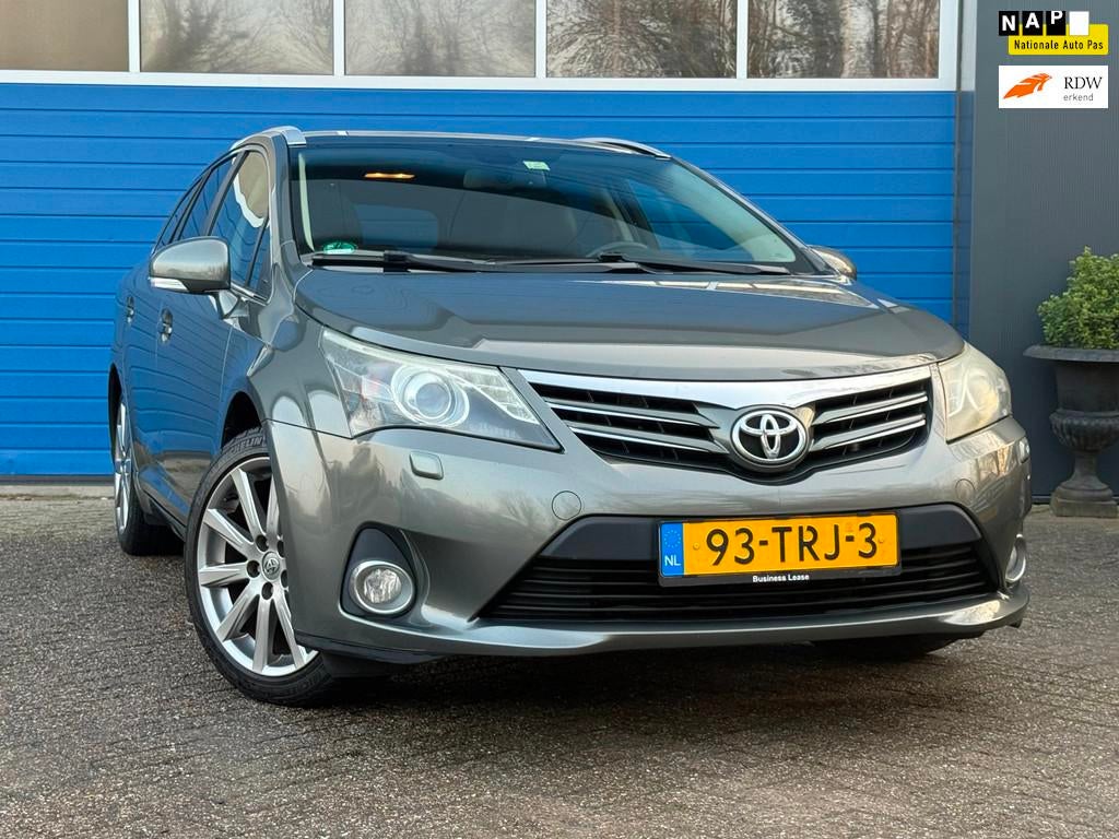 Toyota Avensis Wagon 2.0 VVTi Executive Business|Pano.dak|Le, Auto's, Voorwielaandrijving, Euro 5, Zwart, 4 cilinders