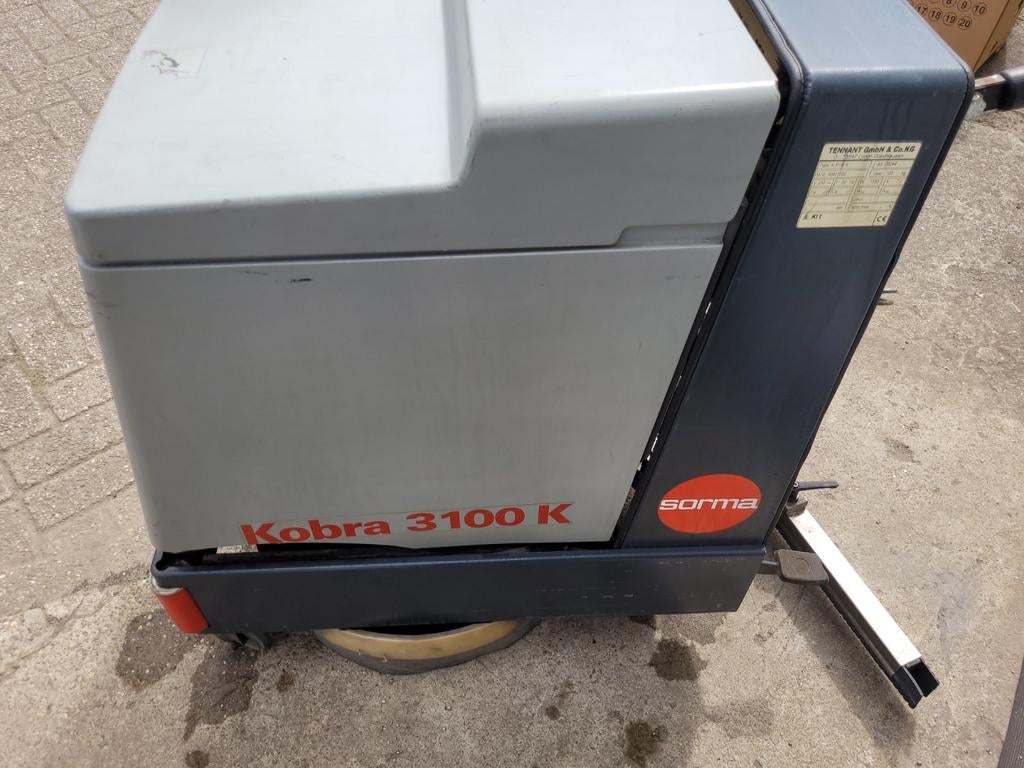 Vloer reinigings machine schrobmachine, Doe-het-zelf en Verbouw, Gereedschap | Overige machines, Ophalen, Gebruikt
