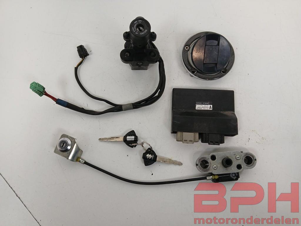 Slotenset + ECU Suzuki GSX-R 600 K8 K9 L0 2008 t/m 2010 cont, Ophalen of Verzenden, -, -, -